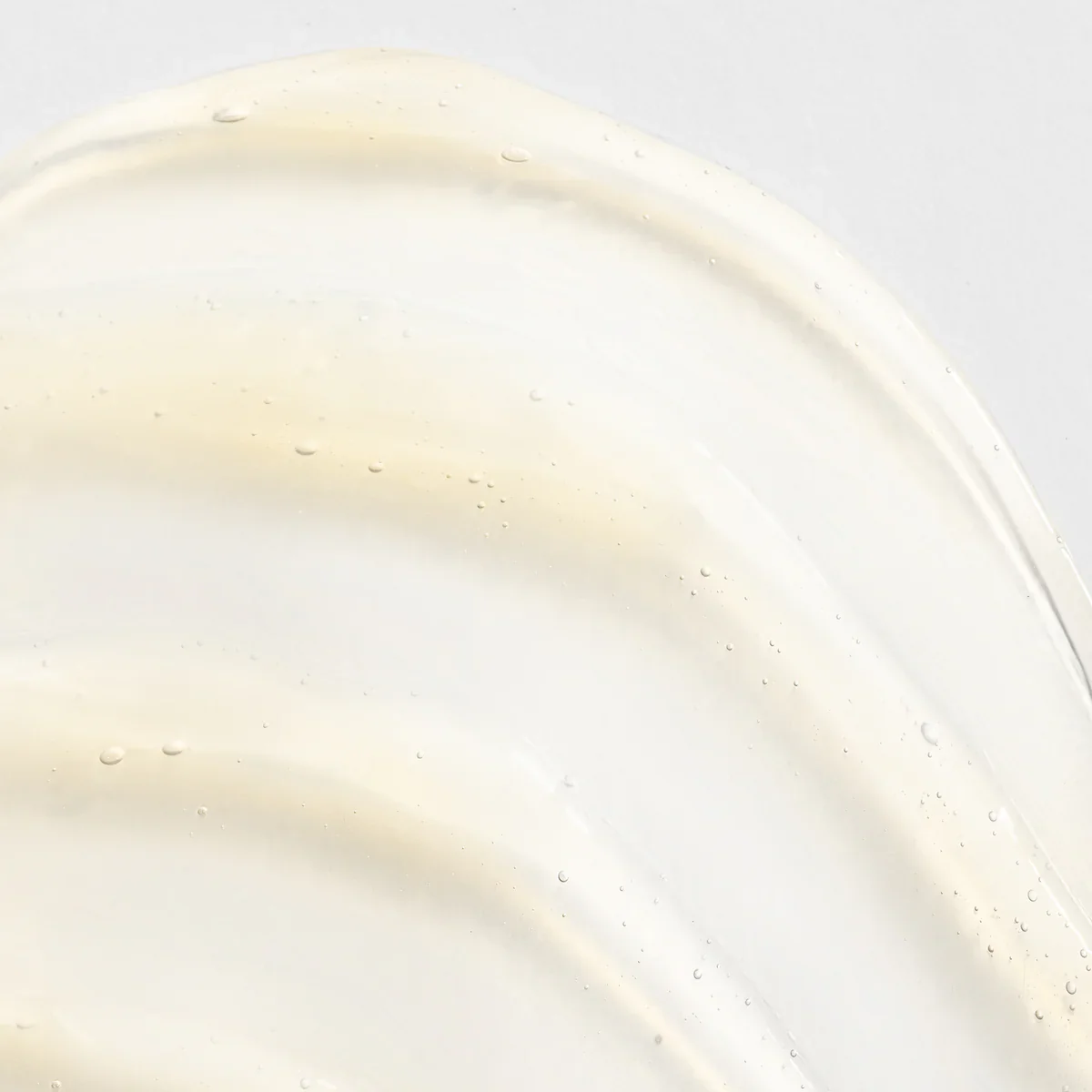 Weightless Volumizing Shampoo - Image 2